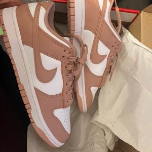 Nike Dunk Rose Whisper